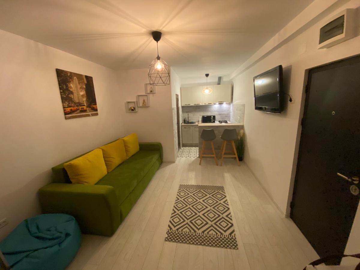 Lili Studio - Saturn Apartment Luaran gambar